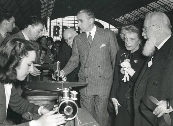Fiera di Milano - Campionaria 1951 - Visita dell'ambasciatore degli Stati Uniti James C. Dunn