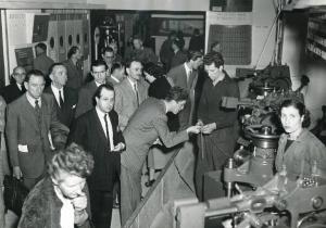 Fiera di Milano - Campionaria 1949 - Visita di corrispondenti della stampa estera