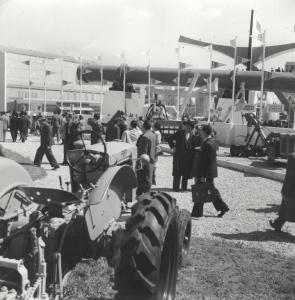 Fiera di Milano - Campionaria 1951 - Area espositiva delle costruzioni meccaniche (largo VIII)