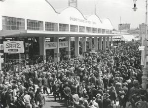 Fiera di Milano - Campionaria 1951 - Viale dell'agricoltura - Folla di visitatori