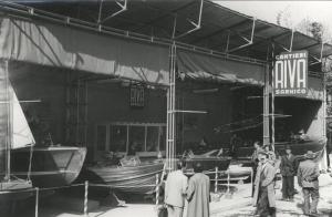 Fiera di Milano - Campionaria 1951 - Settore Motonautica e imbarcazioni - Stand dei Cantieri Riva di Sarnico