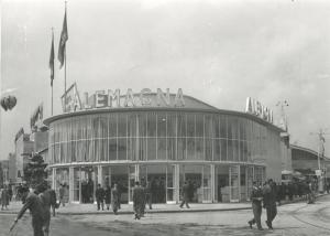 Fiera di Milano - Campionaria 1951 - Padiglione dell'Alemagna - Veduta esterna