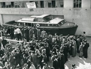 Fiera di Milano - Campionaria 1949 - Settore Motonautica e imbarcazioni - Motoscafo del Cantiere navale di Chiavari