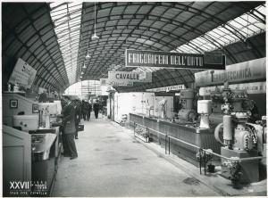 Fiera di Milano - Campionaria 1949 - Padiglione dei frigoriferi e delle macchine per l'industria del freddo - Interno