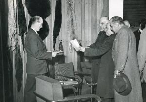 Fiera di Milano - Campionaria 1950 - Visita dell'ambasciatore del Canada Jean Désy in occasione della manifestazione in onore del Canada