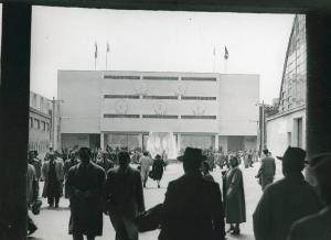 Fiera di Milano - Campionaria 1950 - Entrata di piazza Giulio Cesare e piazzale Milano
