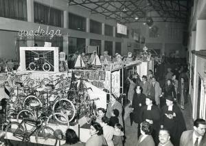 Fiera di Milano - Campionaria 1950 - Padiglione del giocattolo - Interno