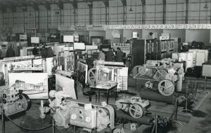 Fiera di Milano - Campionaria 1951 - Padiglione dei frigoriferi e delle macchine per l'industria del freddo - Interno