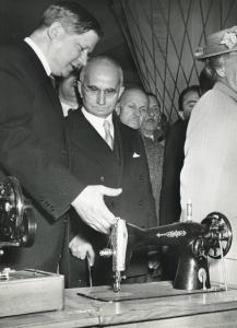 Fiera di Milano - Campionaria 1951 - Visita del presidente della Repubblica Luigi Einaudi in occasione della inaugurazione
