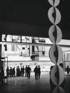 Fiera di Milano - Campionaria 1952 - Padiglione del Gruppo Montecatini - Salone centrale