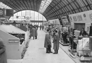 Fiera di Milano - Campionaria 1953 - Padiglione delle macchine per l'industria dolciaria e casearia - Interno