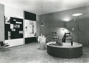 Fiera di Milano - Campionaria 1953 - Mostra dell'estetica industriale - Sala