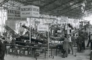 Fiera di Milano - Campionaria 1953 - Tettoia dei trasportatori ed elevatori industriali (largo IX)