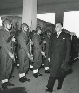 Fiera di Milano - Campionaria 1954 - Visita del presidente del Senato Cesare Merzagora