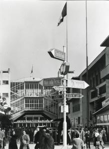 Fiera di Milano - Campionaria 1954 - Viale del lavoro