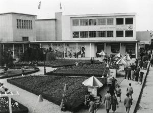 Fiera di Milano - Campionaria 1954 - Slargo adibito alla Mostra orto-floro-arboricola