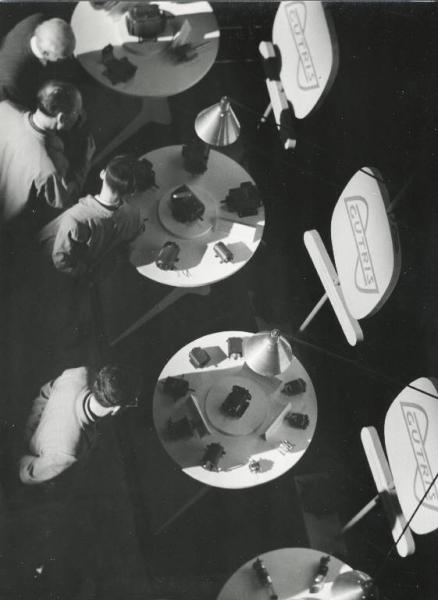 Fiera di Milano - Campionaria 1954 - Padiglione dell'elettrotecnica - Veduta dall'alto - Stand della Gutris