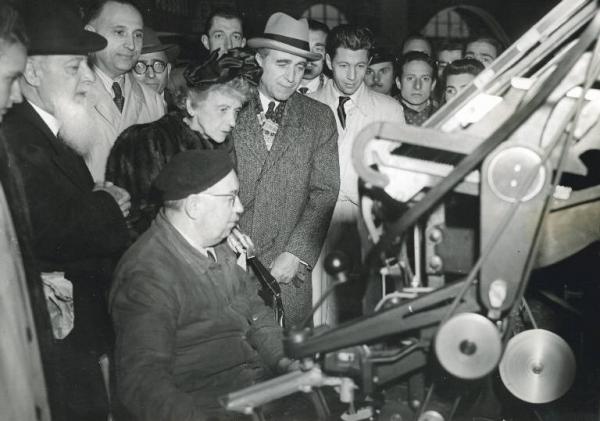 Fiera di Milano - Campionaria 1948 - Visita dell'ambasciatore degli Stati Uniti James C. Dunn