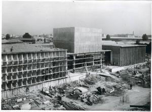 Fiera di Milano - 1947 - Padiglione del Gruppo Montecatini - Lavori di costruzione