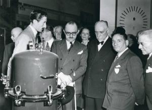 Fiera di Milano - Campionaria 1947 - Visita del ministro francese Jean Letourneau e del ministro del commercio con l'estero Cesare Merzagora