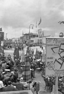 Fiera di Milano - Campionaria 1947 - Bar - Visitatori