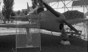 Fiera di Milano - Campionaria 1947 - Mostra dell'aeronautica - Velivolo da turismo triposto S. 1001 "Grifo"