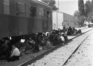 Fiera di Milano - Campionaria 1949 - Vagone ferroviario - Visitatori