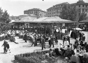 Fiera di Milano - Campionaria 1949 - Area ristoro - Visitatori