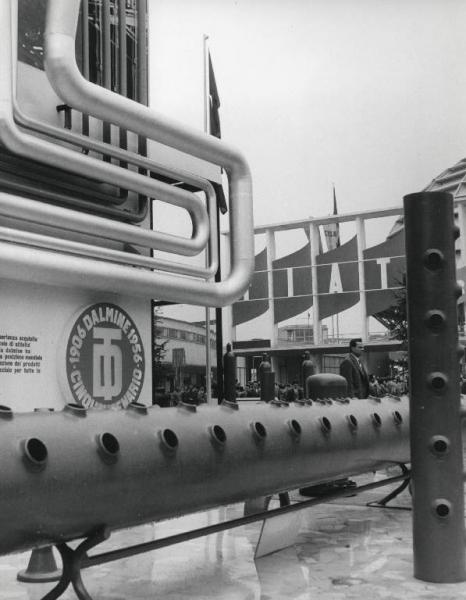 Fiera di Milano - Campionaria 1956 - Padiglione della Dalmine - Particolare esterno