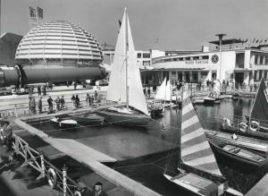Fiera di Milano - Campionaria 1956 - Piazzale Milano - Darsena per il Salone della nautica