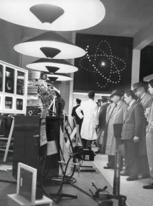 Fiera di Milano - Campionaria 1956 - Palazzo delle nazioni - Mostra ufficiale degli Stati Uniti - Mostra "L'atomo lavora per voi" - Interno