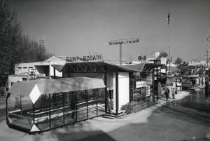 Fiera di Milano - Campionaria 1957 - Padiglione del Gruppo Saint Gobain - Veduta esterna