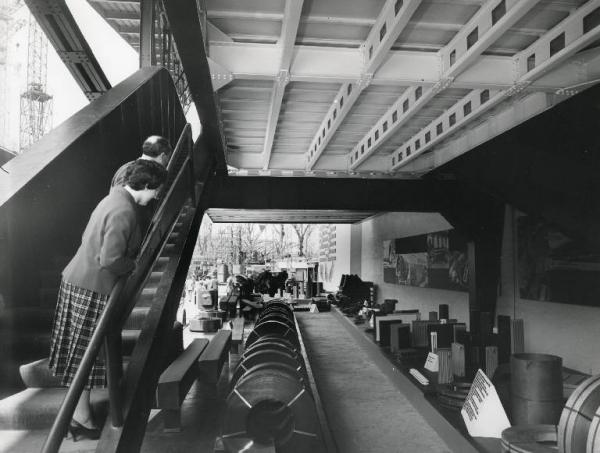 Fiera di Milano - Campionaria 1958 - Area espositiva all'aperto della Sidercomit (Siderurgica Commerciale Italiana)