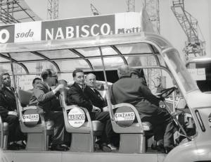 Fiera di Milano - Campionaria 1959 - Visita del ministro francese Joseph Fontanet