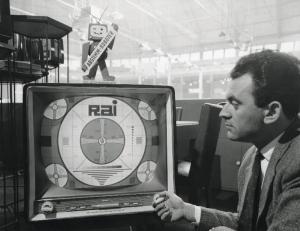 Fiera di Milano - Campionaria 1959 - Padiglione elettronica, radio, televisione, illuminazione e lampadari - Interno - Televisione Blaupunkt