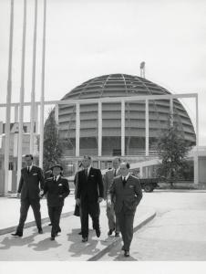 Fiera di Milano - 1960 - Vista del presidente della Fiat Vittorio Valletta
