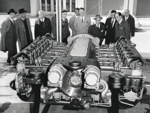 Fiera di Milano - 1960 - Vista del presidente della Fiat Vittorio Valletta