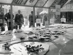 Fiera di Milano - Campionaria 1960 - Plastico del complesso destinato all'Esposizione Internazionale del Lavoro di Torino del 1961