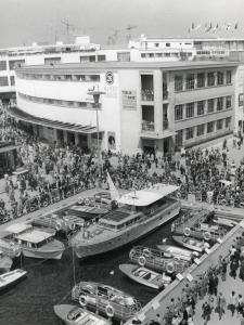 Fiera di Milano - Campionaria 1960 - Darsena per il Salone della nautica e padiglione delle materie plastiche