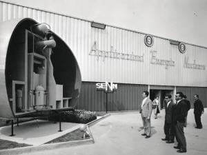 Fiera di Milano - Campionaria 1960 - Padiglione applicazioni energia nucleare - Veduta esterna