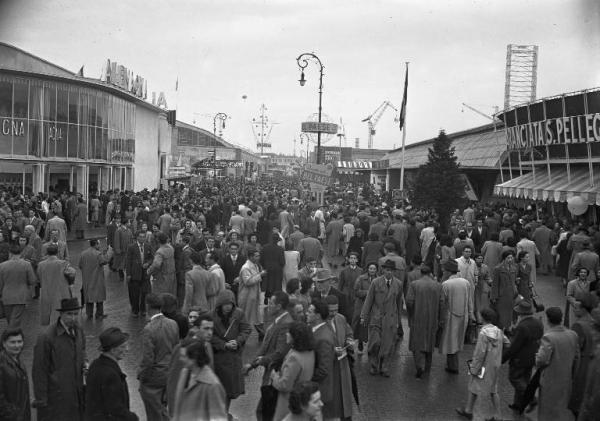 Fiera di Milano - Campionaria 1950 - Visitatori