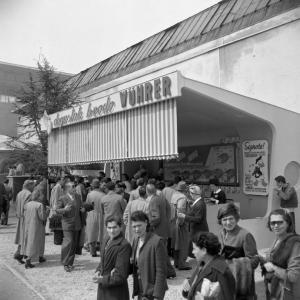 Fiera di Milano - Campionaria 1952 - Mostra-vendita Wuhrer