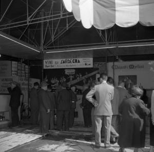 Fiera di Milano - Campionaria 1952 - Mostra-vendita Vini di Sardegna