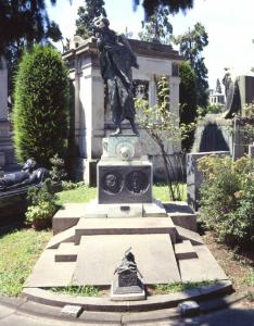 Monumento sepolcrale dei coniugi Angelo Minorini e Giuseppina Crosti