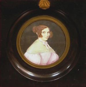 Ritratto di giovane donna di casa Bettolini con abito rosa