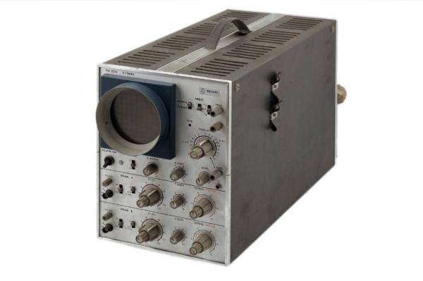 Modello Philips PM 3230 - oscilloscopio - Fisica