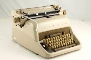 Triumph Matura Super - macchina per scrivere - Industria, manifattura, artigianato