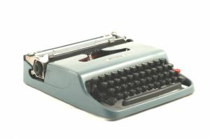 Olivetti Lettera 22 - macchina per scrivere - Industria, manifattura, artigianato