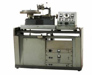 Neumann AM 32 - tornio incisore di matrici per dischi in vinile - Industria, manifattura, artigianato