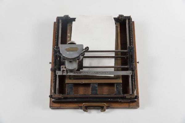 Modello francese Constançon 1928 (Losanna n. 96) - macchina per scrivere - meccanica